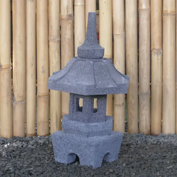 Product image 2 of the product “Japanese style Garden Lantern, made from Andesit Stone. Multipart. 50 cm Height, Roof is 30 cm width. ”